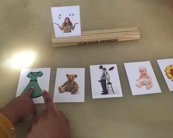 Wooden Flash Card Stand